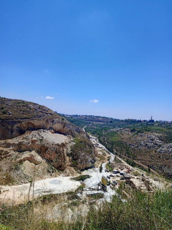 بلديّة ومُختار لبعا عن إقفال مجبل الموت: نتقدّم
بالشكر للقضاء الذي وضع حدّا للموت بحق أهالينا