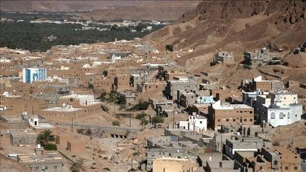 محافظ حضرموت يعلن استعادة السيطرة الكاملة على المحافظة