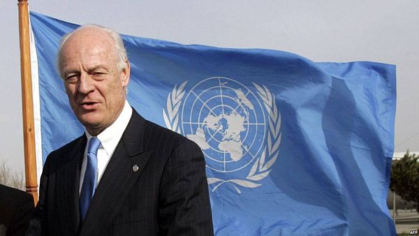 المبعوث الأممي لسوريا يجري مشاورات مع ظريف في طهران