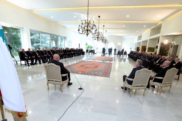 عون لأعضاء السلك القنصلي: نعتمد عليكم لنقل الصورة الحقيقيّة للبنان... ويجب إجراء الإنتخابات في وقتها
حبيس: نتعهّد بالعمل بكل إخلاص وتفانٍ لخدمة لبنان ومُؤسساته... ونؤكد استعدادانا للتعاون معكم