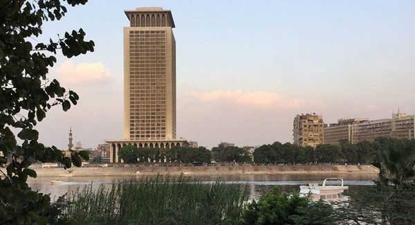 مصر تعرب عن "قلقها من التصعيد العسكري" في سوريا
