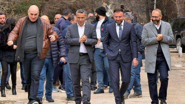 هاني يزور مصلحة الأبحاث العلمية الزراعية في تل عمارة