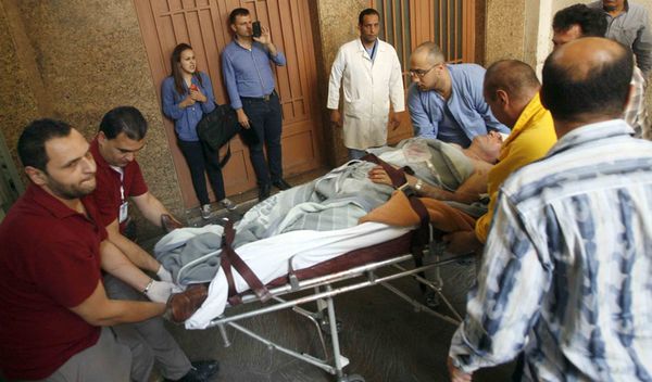 توقيف بهيج أبو حمزه بدعوى من جنبلاط وتصفية جماعة دحلان في الميه وميه ...
السلسلة : لا حلول و«التنسيق» تهدد بانتفاضة وسلامه اقترح التقسيط لـ5 سنوات ...
الجلسة الرئاسية بين 15 نيسان وأواخره وجنبلاط الى فرنسا للقاء الحريري ومسؤولين