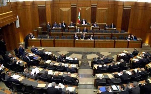 التيار الوطني لن يوافق على النسبية دون ضمانات