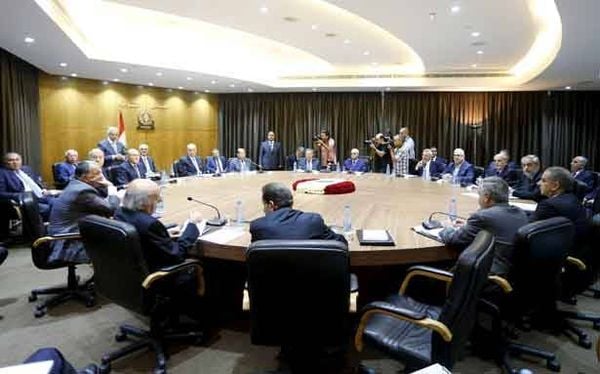 مُؤسسات الدولة ملك الزعماء الطائفيين؟
