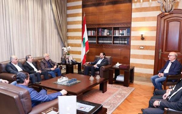 وفد «التقدمي» عرض مع بري والحريري الأوضاع