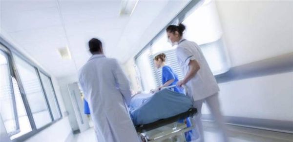 إبن السنتين أصابته رعشة الموت فتوفي فوراً.. مأساة صباحية في البابلية
