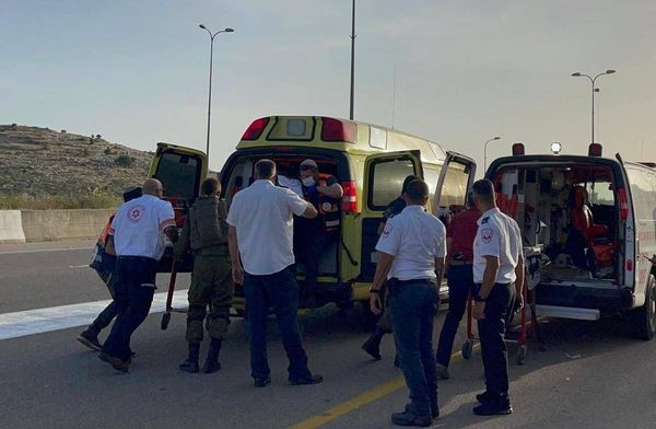 عملية بطولــية جــنــوب نابـلـس تقتل 3 جنـــود «اسرائىليين»