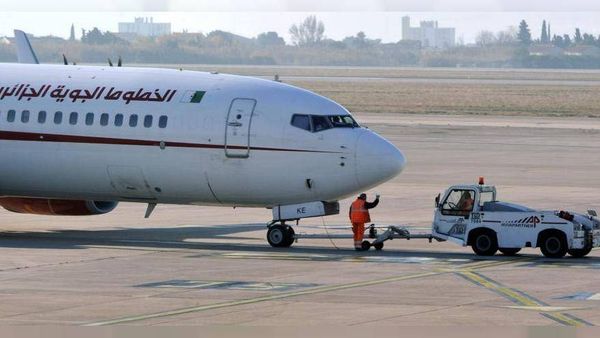 لماذا شددت الخطوط الجزائرية الرقابة على الرحلات المتجهة إلى الإمارات وقطر وتركيا؟