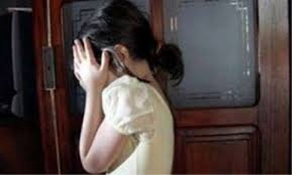 انفصل عن زوجته.. فاغتصب ابنته 