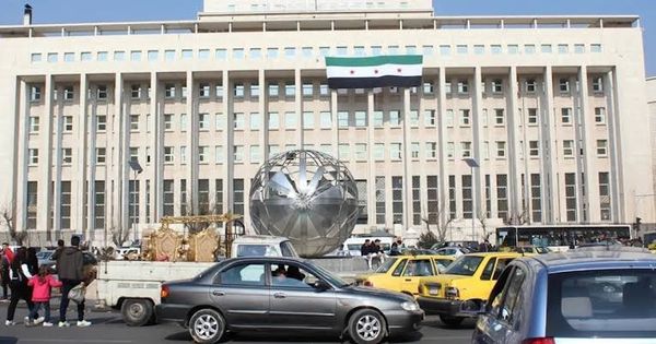 من دبي.. بطاقة سورية تدخل شبكة المدفوعات العالمية