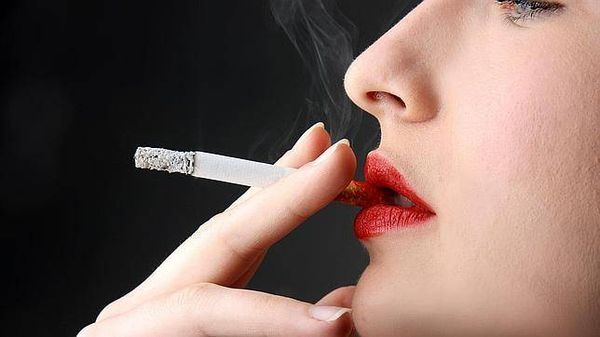 ثلاثة عوامل تؤدي إلى الإدمان على السجائر...تعرفوا إليها