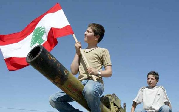 18 عاماً على تحرير الجنوب... والاسرائىليون تحت مرمى صواريخ المقاومة