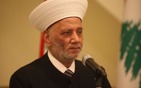‏مفتي الجمهوريّة الشيخ عبد اللطيف دريان في ذكرى المولد النبوي الشريف: أمامنا عهد جديد صمّم رئيسه وحكومته على التغيير والخروج من حالة الجمود التي تتحكّم بالبلاد والعباد ونحن مع هذا الرئيس وهذا العهد وهذه الحكومة ورئيسها