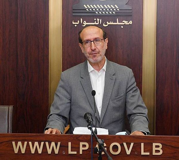 الموسوي: عن الذي ينحنون امام اول اشارة اميركية