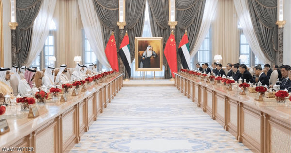 الإمارات: توافقات سياسية واقتصادية كثيرة مع الصين