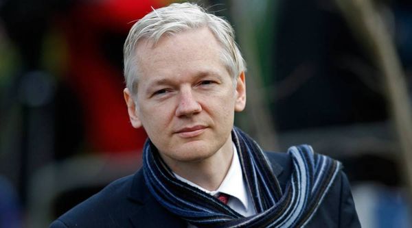 أسانج يتحدى الCIA.. وسيكشف كيف يتجسسون علينا