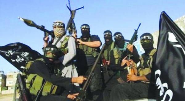 وسط ترجيح تورطه في سقوط الطائرة الروسية.. هل تمكن "داعش" من اختراق مطارات في الشرق الأوسط؟