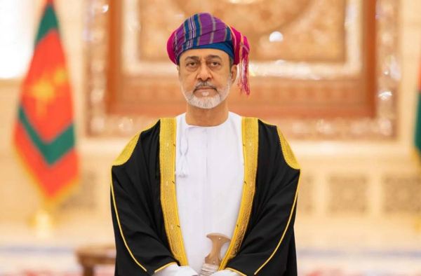 سلطان عمان يهنّئ مجتبى خامنئي بمناسبة اختياره مرشداً أعلى