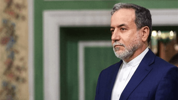 عراقجي: التفاهم مع عُمان لا يعني إعادة فتح مضيق هرمز