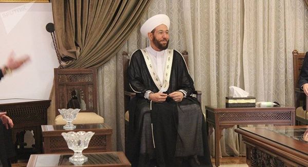 مفتي سوريا يؤكد على ضرورة التصدي للفكر الإرهابي التكفيري