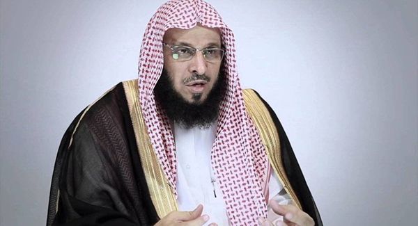 عالم أزهري: اعتذار عائض القرني ليس كافيا ويجب أن يكمل توبته