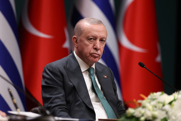 إردوغان يسخر من حزب الشعب الجمهوري: "ليس حزباً بل نادٍ للملاكمة"