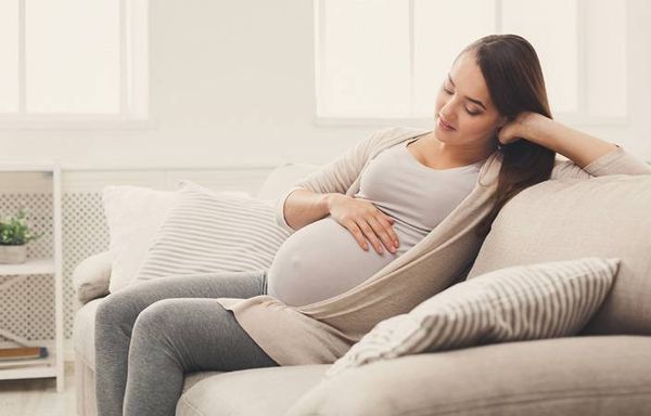 وزنك الزائد أثناء الحمل قد يصيب طفلك بالبدانة