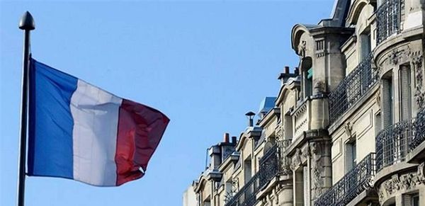 فرنسا تقرّ فرض الضريبة على المجموعات الرقمية العملاقة