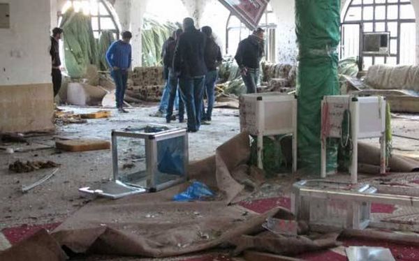 داعش يتبنى الهجوم على مسجد
للشيعة في بنغلاديش