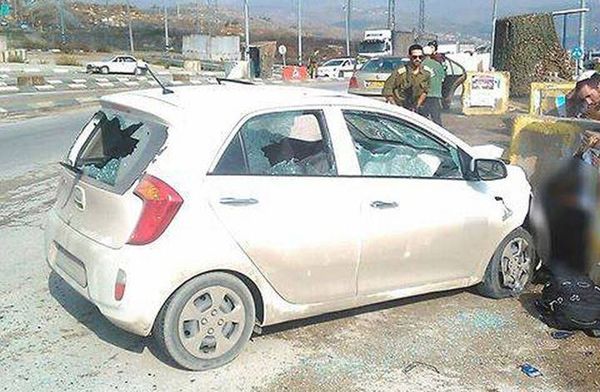 عمليتا طعن بالضفة وإصابة 3 مستوطنين بعملية دهس (فيديو)