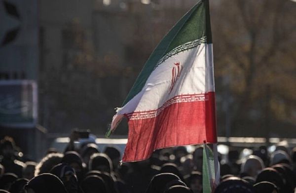 بزشكيان: أميركا تحرّض لإثارة الفوضى... عراقجي 