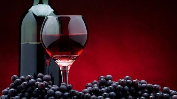الكحول يرفع خطر الإصابة بسرطان الجلد