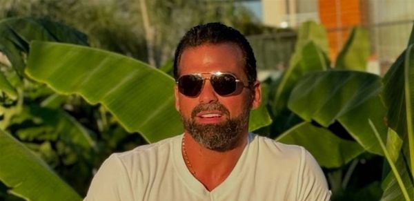 خوّن بسبب رأيه بما يحصل في لبنان.. ممثل شهير يرد بقسوة على منتقديه