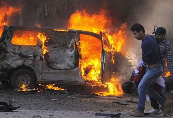 الإبراهيمي إلتقى أوغلو واليوم في طهران ...
تفجير سيارة مفخخة ومقتل قائد «النصرة»