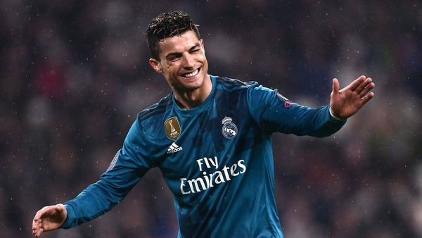 كريستيانو رونالدو يتصدر قائمة أغلى 25 صفقة انتقال في تاريخ ريال مدريد