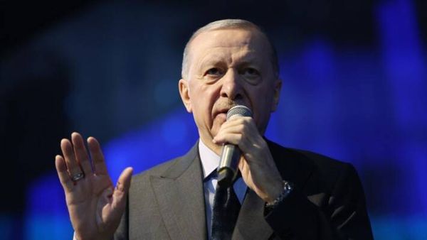 أردوغان: سنتّحد أتراكاً وأكراداً وعرباً لهدم
جدار الإرهاب المشيّد على دماء أبنائنا منذ 40 عاماً