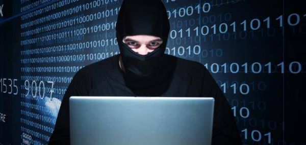 الجرائم الالكترونية .. من النصب والاحتيال إلى السرقة والجنس!
