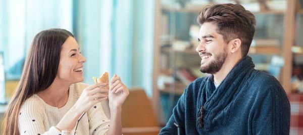 كيف تتعرفان أكثر على بعضكما خلال فترة الخطوبة؟ إليكما هذه النصائح السبع