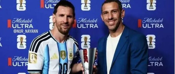 ميسي يتوج بجائزة أفضل لاعب أمام الرأس الأخضر