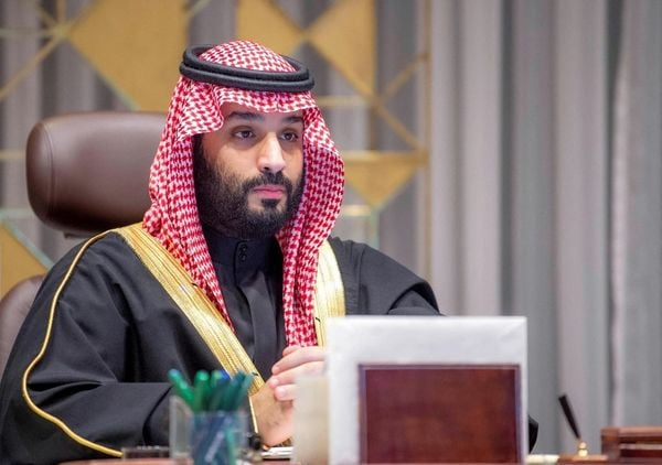 ولي العهد السعودي يبحث مع قائد "سنتكوم" تطورات المنطقة