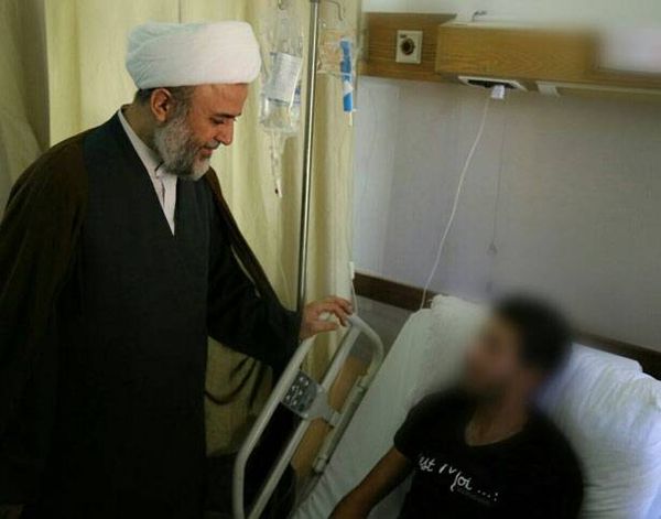 قاووق جال على جرحى المقاومة