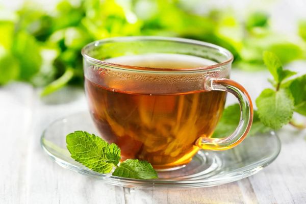 كوبان إلى 4 يوميًا... دراسة تكشف علاقة الشاي بصحة الكبد