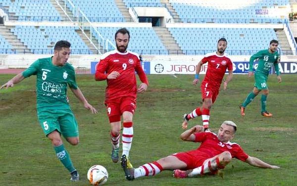 الاخاء يحقق فوزاً تاريخياً على الأنصار والنجمة يستعيد توازنه والسلام يخسر أمام التضامن