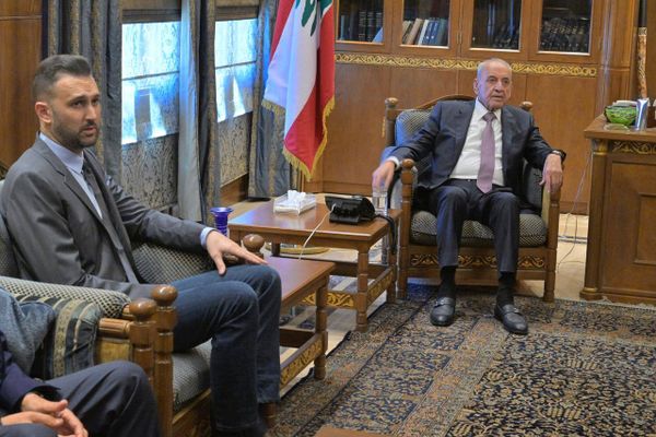 وفد من اللقاء الديمقراطي في عين التينة: توافق تام مع بري ومستمرون في تحركنا