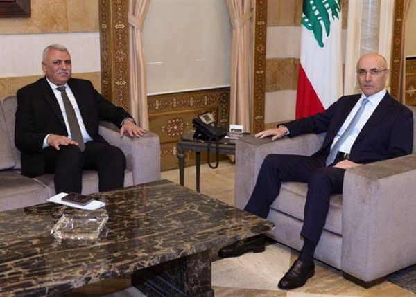 وزير الداخلية يستعرض مع شقير واقع الأمن العام