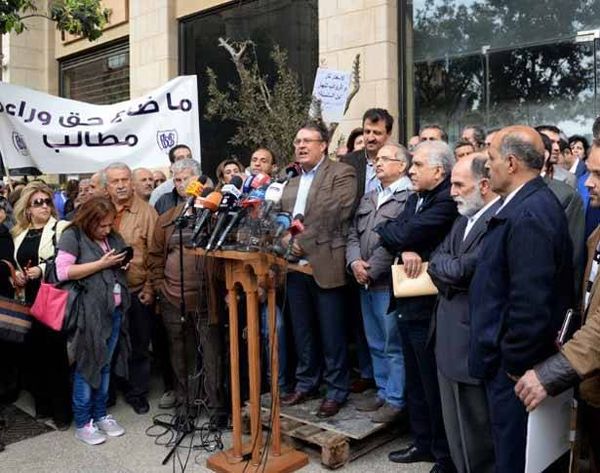 «هيئة التنسيق» من ساحة الشهداء: سنعطلكم إذا عطلتم السلسلة
خيم عكار تتناسل... وشهيب مُتمسّك بخطته... والحراك الى الخميس در...