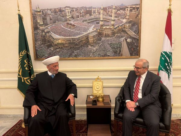 سلام من دار الفتوى: فرض هيبة الدولة هو السبيل
لإعادة بناء الثقة بين لبنان ومحيطه العربي والدولي