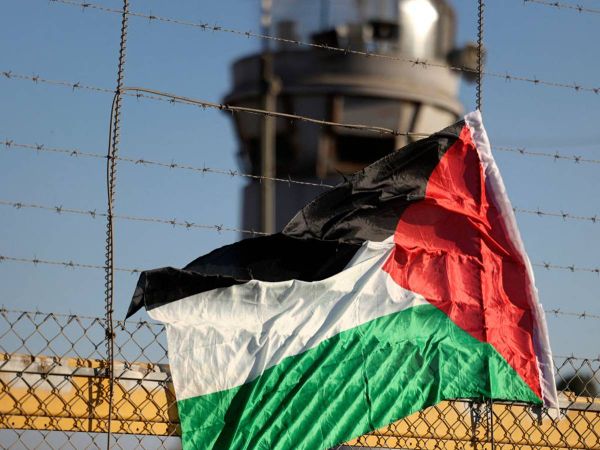 "حماس" تحذّر من "انفجار" داخل السجون الإسرائيلية