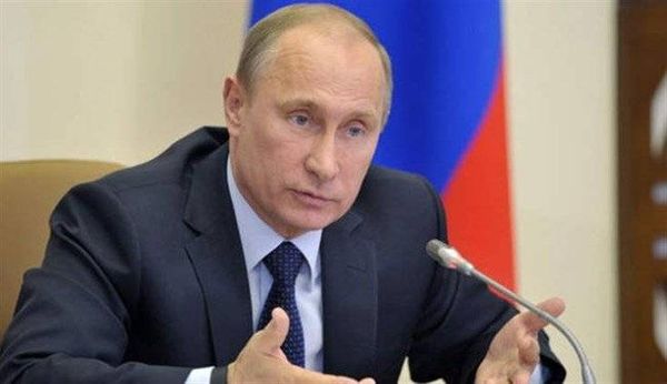 بالصورة - لن تصدقوا ماذا فعل الحارس الشخصي لبوتين!